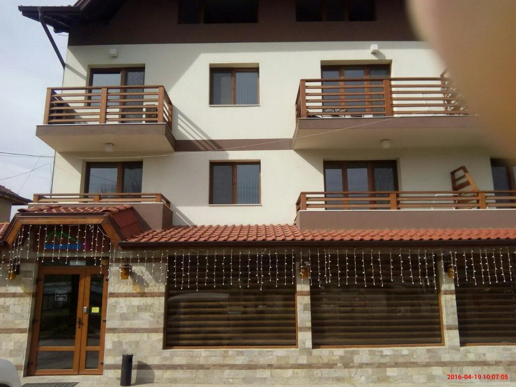 Hotel Mineral 56 Banya  Esterno foto